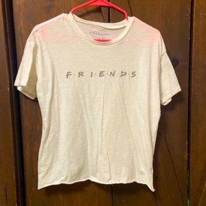 american eagle “friends” tee